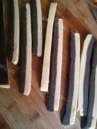 自制棋格饼干做法图解7)