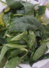菠菜鸡蛋汤做法图解1)