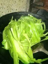 家常菜爆炒油麦菜做法图解4)