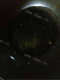 辣白菜炒年糕条做法图解4)