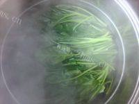 家常菜凉拌菠菜做法图解2)