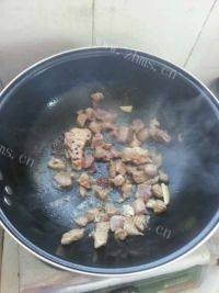 土豆烧羊腿肉（家常菜）做法图解4)