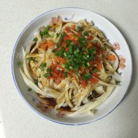 美味凉拌手撕麻辣杏鲍菇做法图解9)