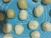 自制酥皮五仁月饼做法图解3)