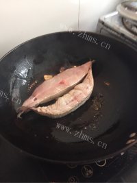 色香味俱全的红烧鱼做法图解3)