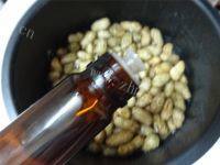下酒菜水煮花生做法图解7)