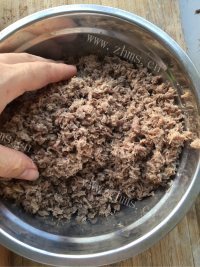 自制牛肉松做法图解7)