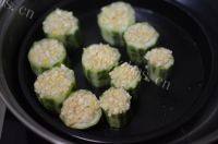 美味的蒜蓉蒸丝瓜做法图解5)