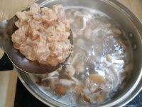 香菇瘦肉汤做法图解6)