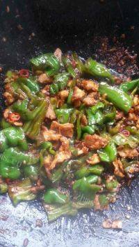 家常菜青椒炒肉