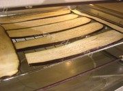 营养丰富的彩色鱼香烤茄卷做法图解1)