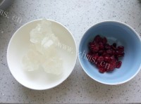 美味的桃胶银耳羹