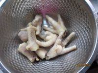 美味的花生炖鸡爪做法图解6)