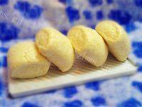 美味早餐牛奶燕麦馒头