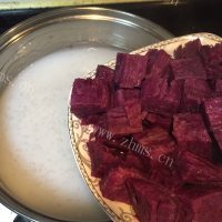 美味的椰香紫薯西米露做法图解6)