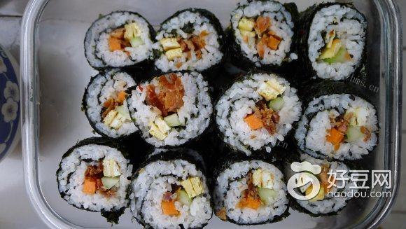 金枪鱼紫菜包饭