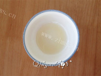 美味的水蜜桃味果冻鸡尾酒做法图解2)