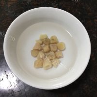美味的瑶柱蒸水蛋做法图解1)