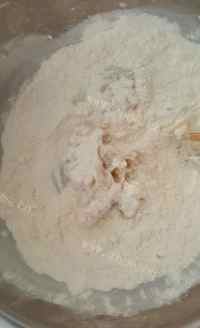 美味的绿豆酥做法图解2)