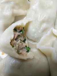 色香味俱全的鲅鱼饺子做法图解6)