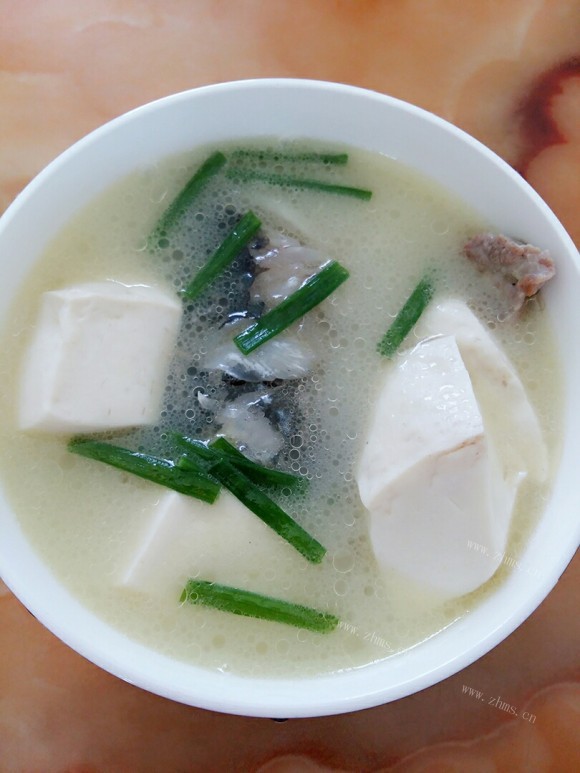回味无穷的鱼头豆腐汤