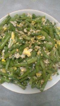 简单的豆角炒鸡蛋