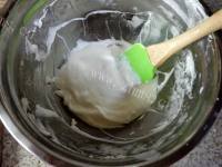 美味的草莓慕斯蛋糕做法图解5)