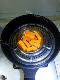 美味的金钱卷面包做法图解1)