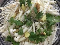美味蒸汽鸡肉杂菇火锅做法图解6)