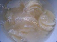 家常菜土豆炒西红柿做法图解3)