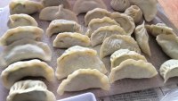 美味的韭菜鸡蛋饺子做法图解10)