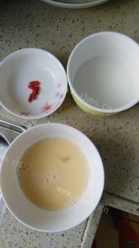 喷香的玉米蛋花羹做法图解5)