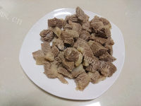 可口的牛肉米粉做法图解4)