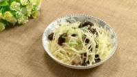 家常菜木耳土豆丝