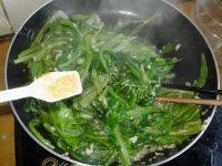 「首发」蒜蓉油麦菜做法图解8)