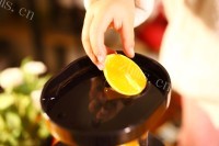 瘦身胡萝卜小番茄柳橙汁做法图解3)