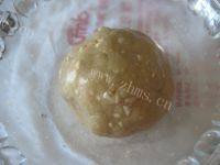 诱人的花生桃酥做法图解7)