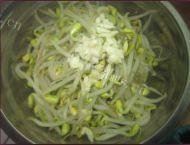 凉拌豆芽菜做法图解3)