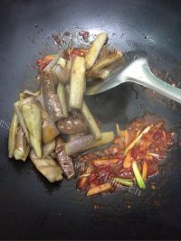 五味俱全的鱼香茄子做法图解3)