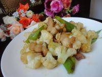 家常菜五花肉炒菜花