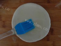 回味无穷的鸡蛋灌饼做法图解4)