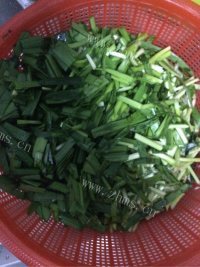 好吃的韭菜百叶做法图解1)