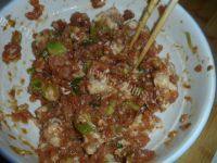 荤素搭配肉沫豆角土豆饭做法图解3)