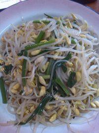 家常菜小炒豆芽