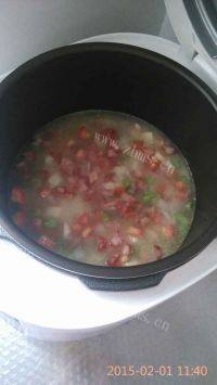 自己做的土豆腊肠焖饭