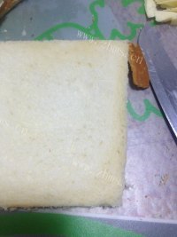 珍馐美味的乳酪肉松卷做法图解2)