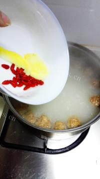 美味的蔬菜菌菇火锅做法图解3)