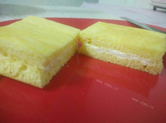 方形奶油蛋糕