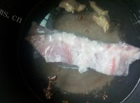 家常菜蒜泥白肉做法图解2)