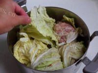 热腾腾的清炖狮子头做法图解11)